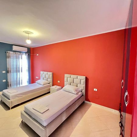Ermis Apartament Lägenhet Sarandë Exteriör bild