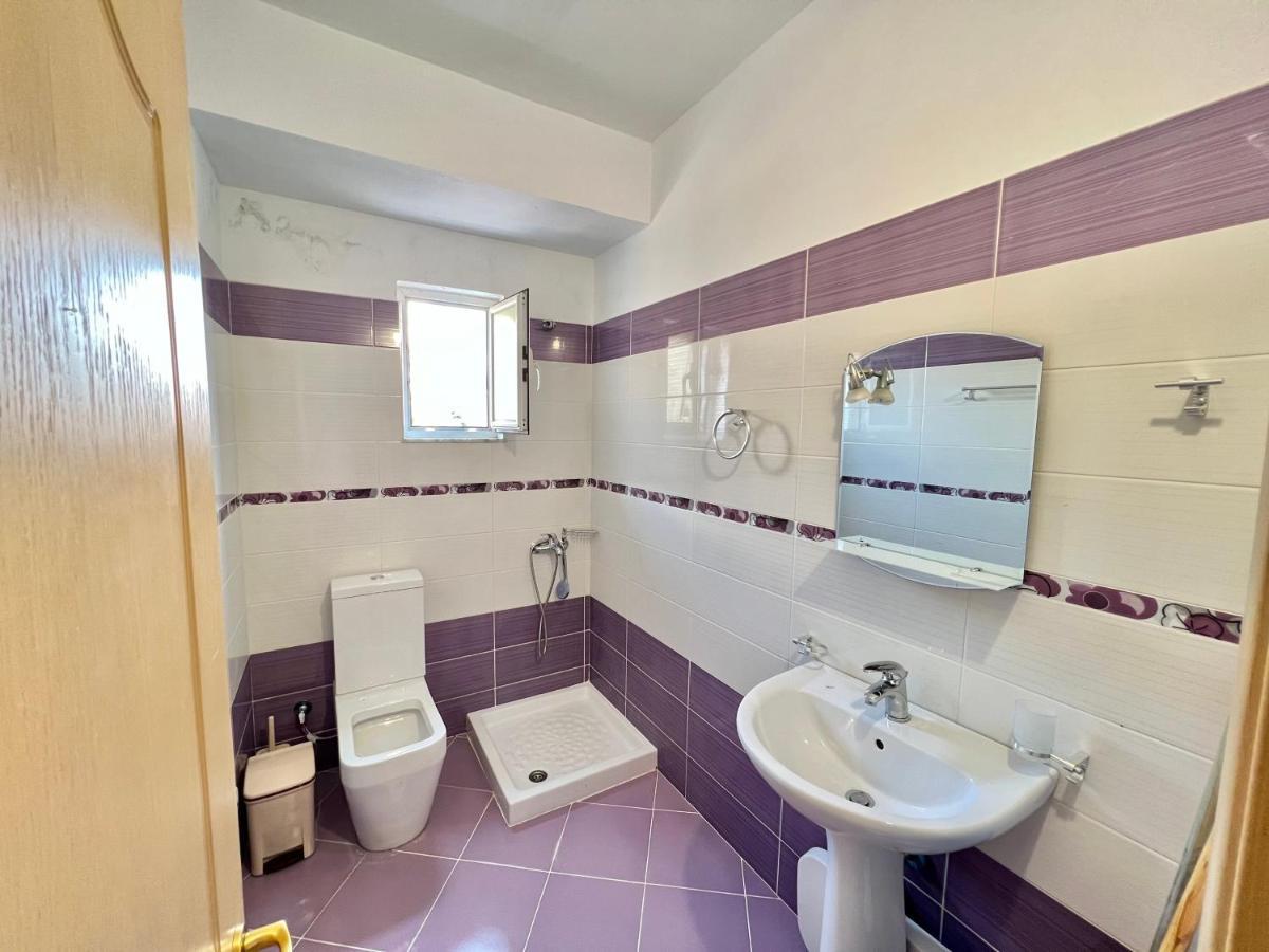 Ermis Apartament Lägenhet Sarandë Exteriör bild