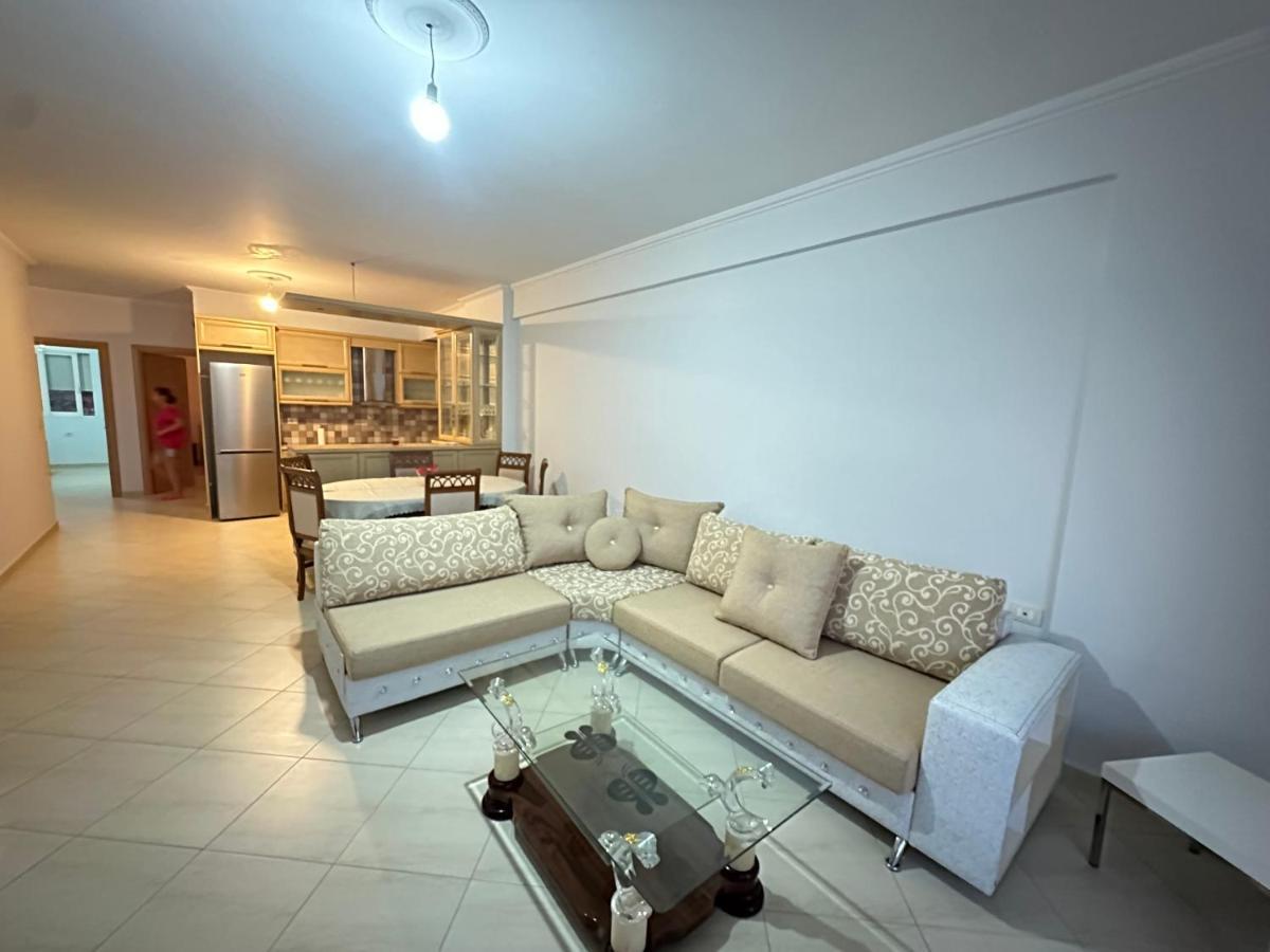 Ermis Apartament Lägenhet Sarandë Exteriör bild