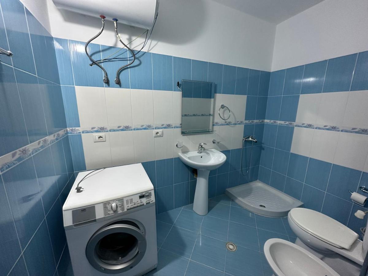 Ermis Apartament Lägenhet Sarandë Exteriör bild